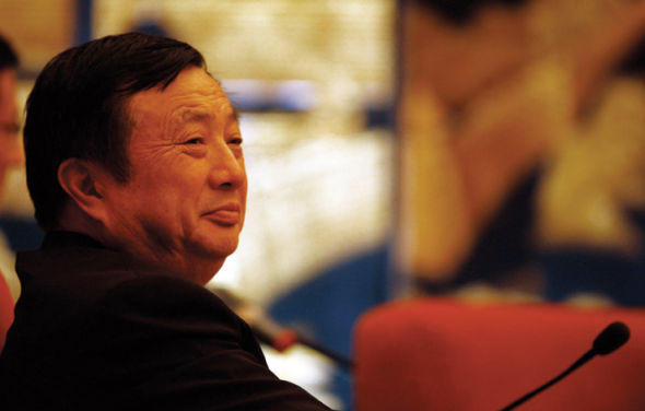 任正非是中國最優(yōu)秀企業(yè)家之一，華為是中國最優(yōu)秀企業(yè)之一，但在繁華背后，管理結(jié)構(gòu)、企業(yè)文化和國際化困境讓任正非倍感掣肘。